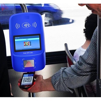 Thanh toán trên xe Bus điện VinBus bằng thẻ Chip VietABank Napas